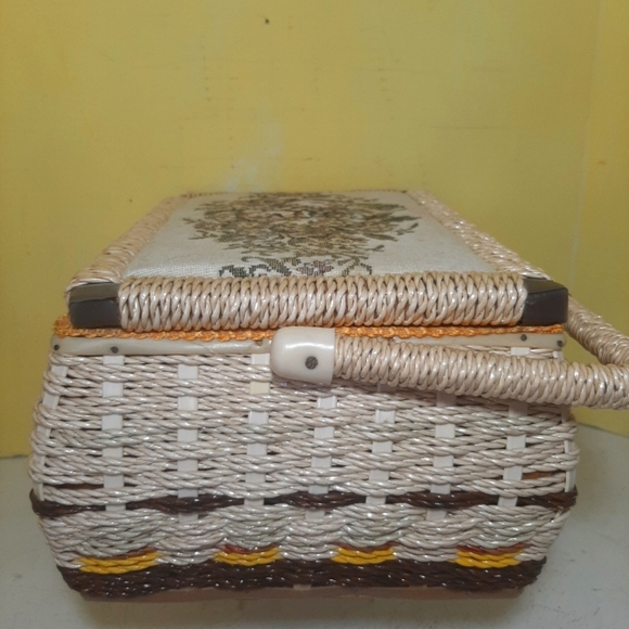 Vintage Acrylic Weave with Tapestry Sewing Basket. - Picture 5 of 8